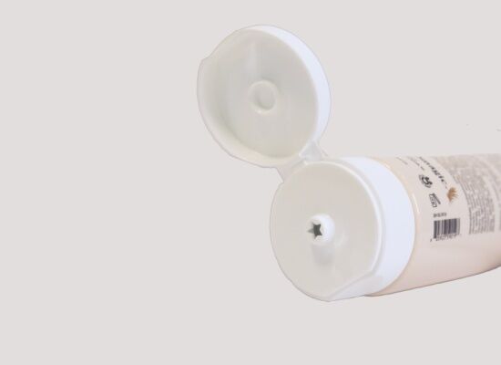 D50mm Custom Cosmetic Lotion Tube with Flip Cap and Star-Shaped Holes